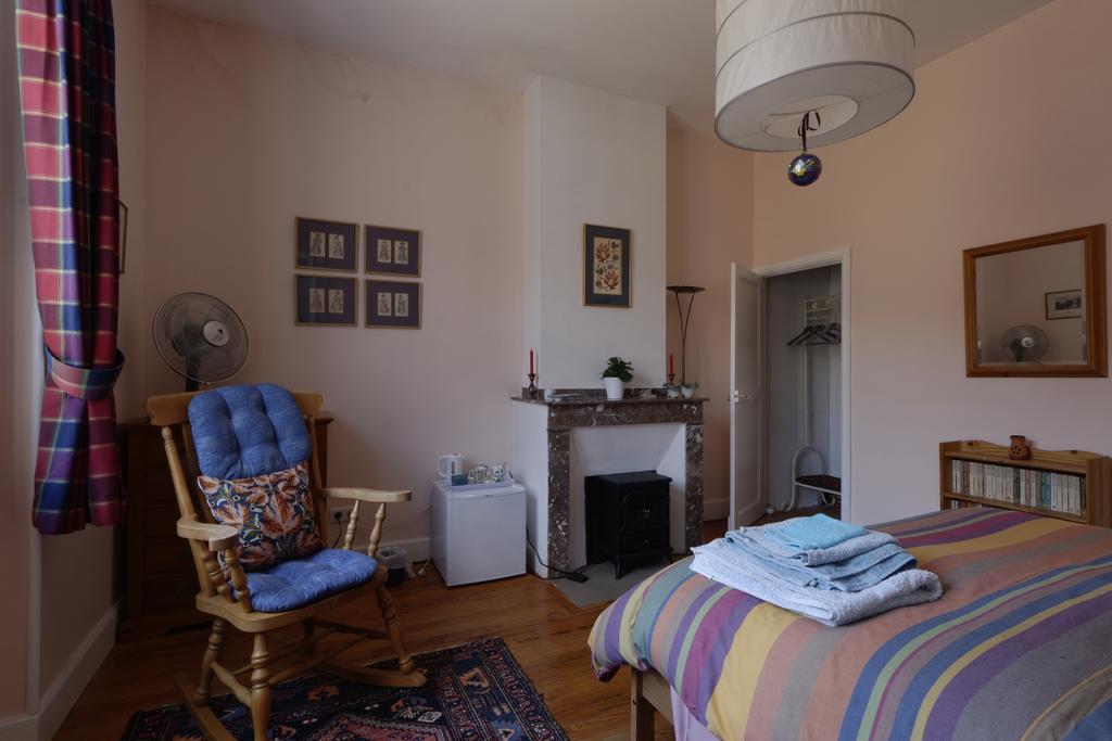 Les Heures Claires Cahuzac-sur-Vere Номер фото
